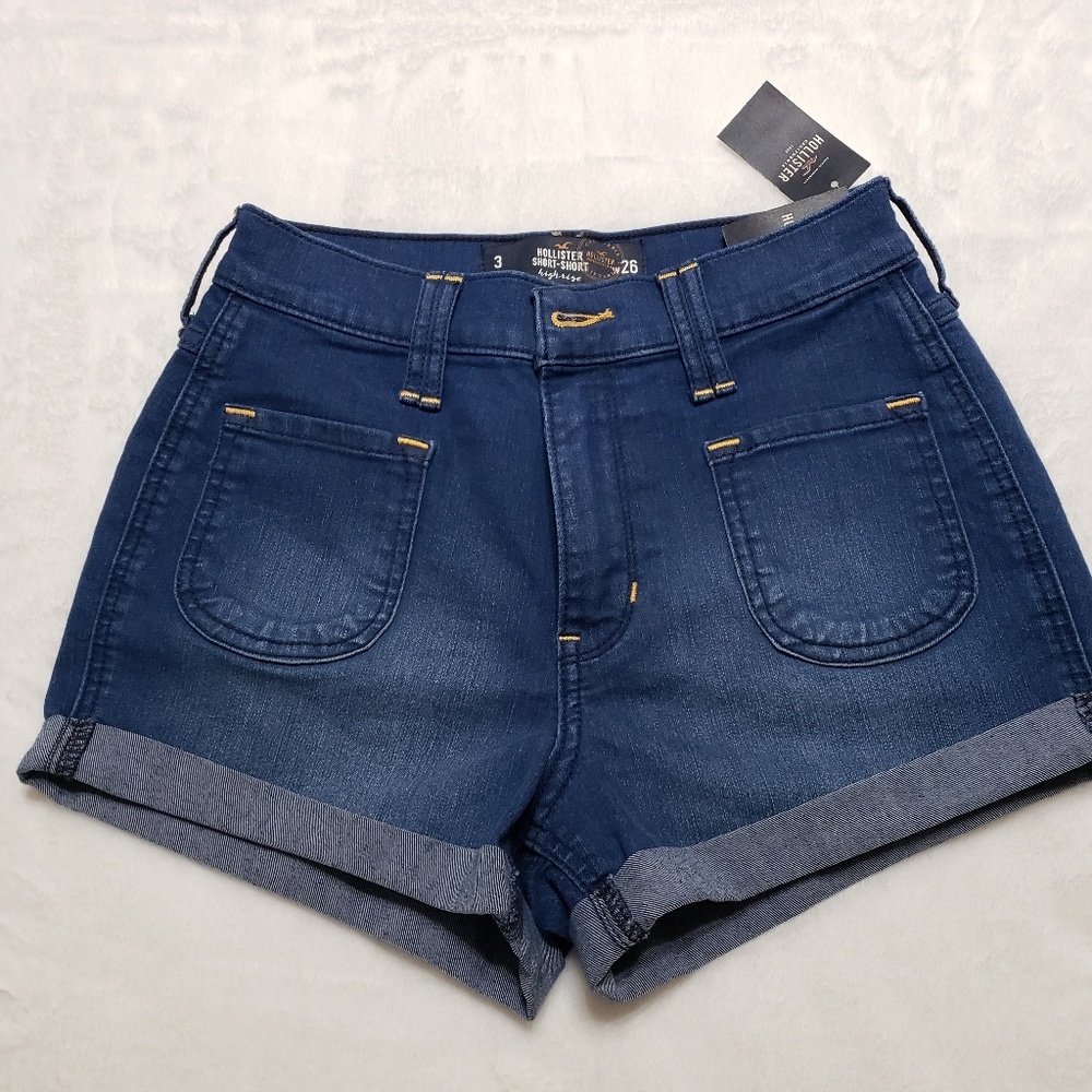 🆕️ Hollister High Rise Shorts